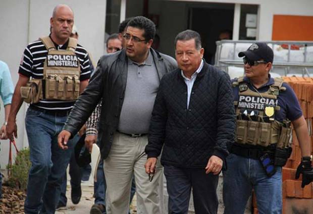 Detienen al ex gobernador interino de Veracruz, Flavino Ríos, por facilitar fuga de Duarte