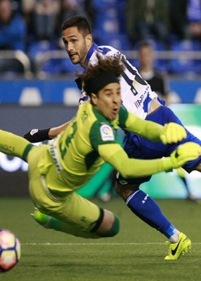 VIDEO: Memo Ochoa atajó penal en juego contra Deportivo La Coruña