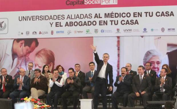 Mancera reabre debate sobre la legalización de la mariguana