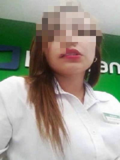 FOTOS: Aparece #LadyCoppel con imágenes reveladoras en redes sociales