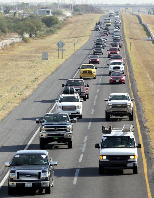 CNDH acompaña primera caravana de paisanos desde EU