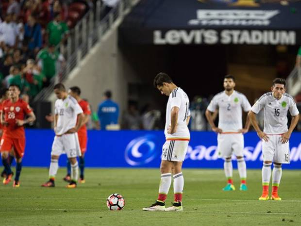 Tri subió dos lugares en ranking de FIFA a pesar de goleada ante Chile