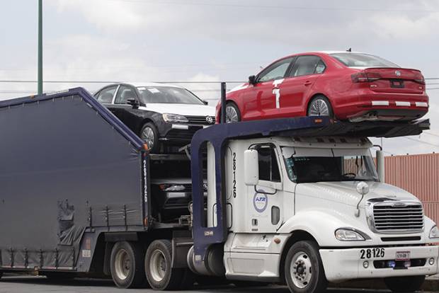 Volkswagen vive su peor trimestre en cinco años, al caer exportación