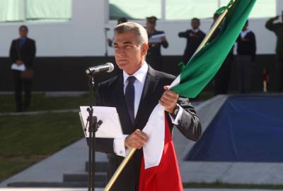 Tony Gali encabezó ceremonia del Día de la Bandera