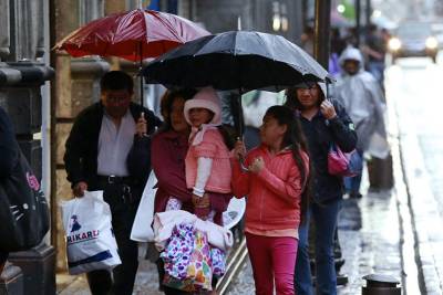 Lluvias muy fuertes en Puebla por sistema frontal número 15