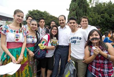 La BUAP celebra las fiestas patrias con quermés