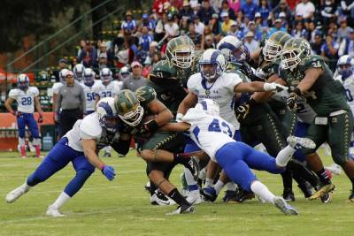 Aztecas UDLAP derrotó 49-35 a Borregos Monterrey y sigue firme al tricampeonato