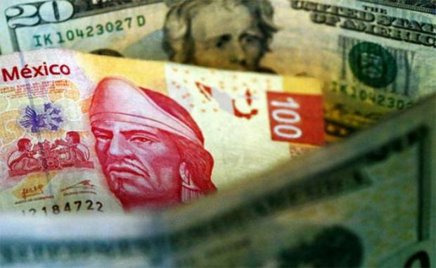 Peso y Bolsa Mexicana tuvieron su peor mes en cinco años