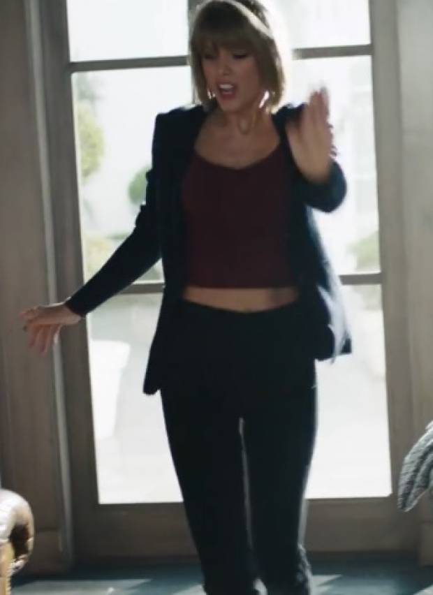 VIDEO: Taylor Swift protagoniza nuevo promo para Apple