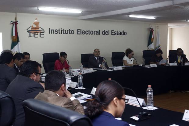 Revés al TEEP: Ordenan al IEE determinar qué partidos pierden registro