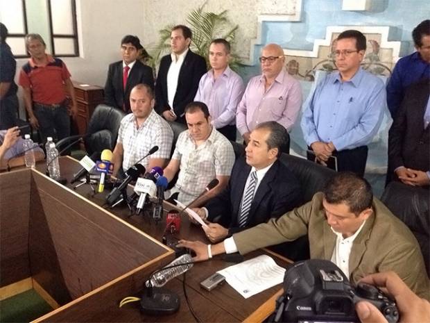 Cuauhtémoc Blanco teme ataques del narco y se niega al Mando Único