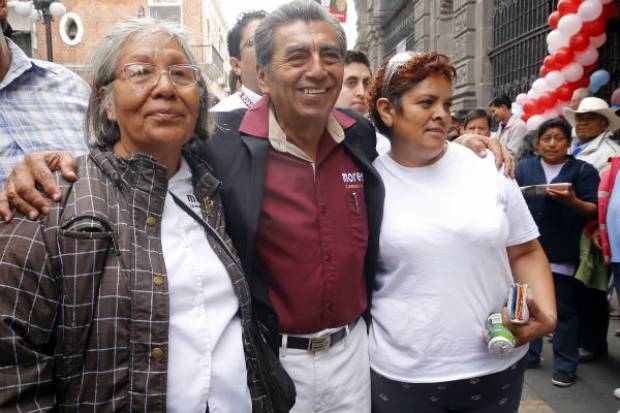 Sin AMLO, candidato de Morena arrancó campaña en la &quot;Plaza de la Democracia&quot;