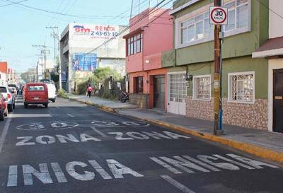 Lista la señalética para Zona 30 del centro histórico de Puebla