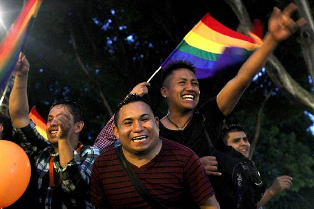 Uniones gay no son matrimonio, responden obispos a iniciativa