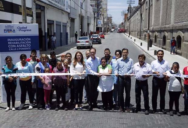 Alcalde de Puebla entrega rehabilitación de la 2 poniente y 25 norte-sur