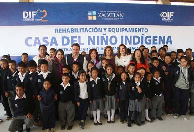 Dinorah López de Gali dignificó la Casa del Niño Indígena en Zacatlán