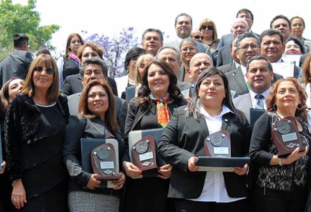 Universidad Tecnológica de Tehuacán acredita programa de Desarrollo e Innovación Empresarial