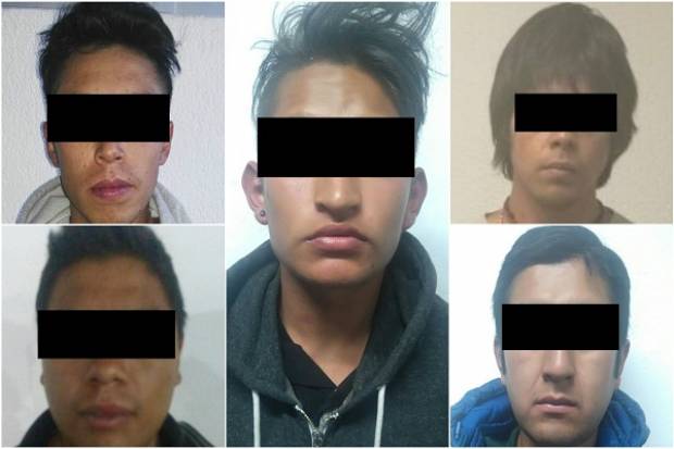 Capturan a cinco narcomenudistas tras operativos en Puebla