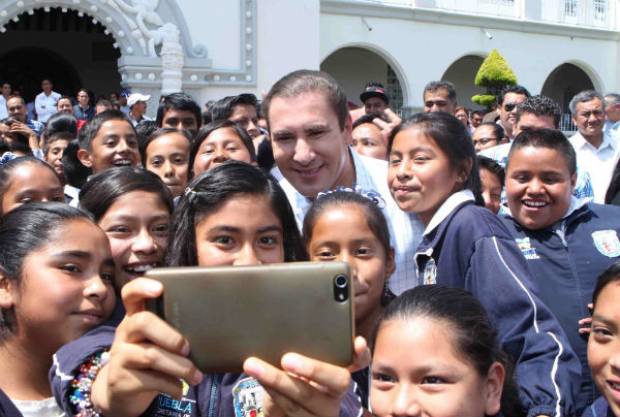 Continuaré con el trabajo intenso a favor de la educación: Moreno Valle