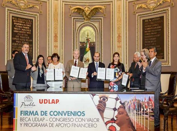 UDLAP y Congreso de Puebla firman acuerdo para otorgar becas