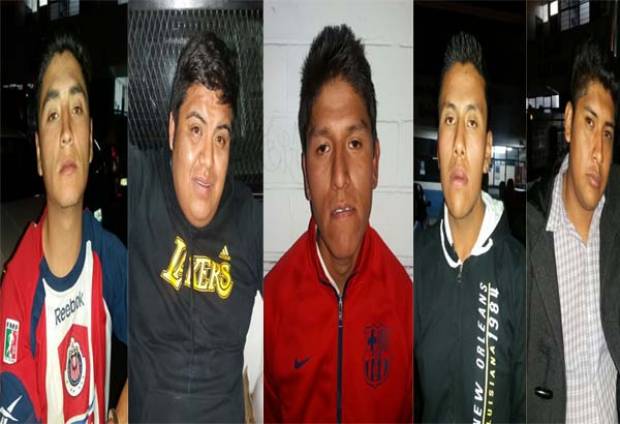 ¿Los reconoces? Cae banda de asaltantes de transeúntes en Puebla