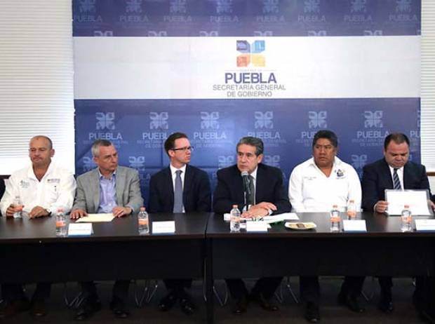 SGG, SSPE y FGE presentan protocolo de seguridad a 29 presidentes municipales de Puebla