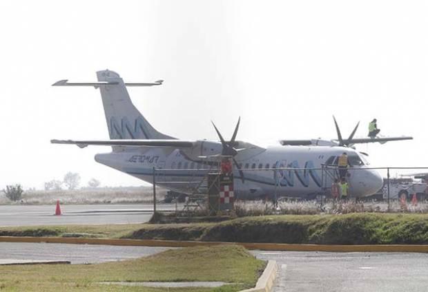 Aeropuerto de Puebla cerrado por caída de ceniza del Popocatépetl