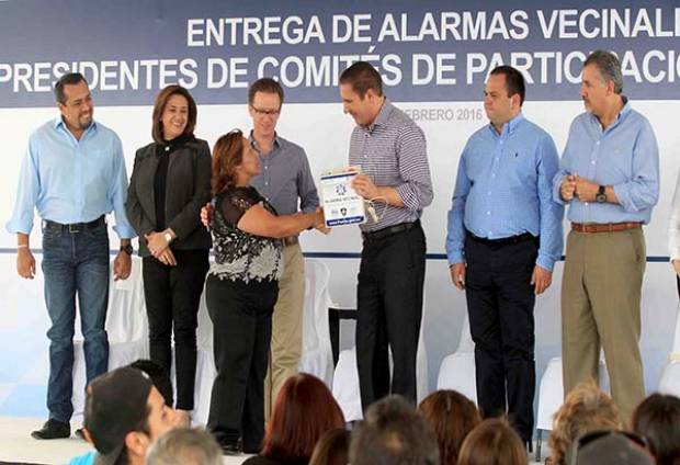 RMV inicia entrega de 4 mil 426 alarmas vecinales