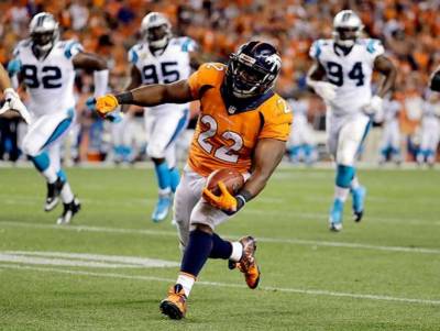 NFL: Denver debutó a lo campeón, derrotó 21-20 a Carolina