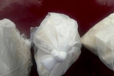 Caen narcomenudistas en Puebla con 70 mil pesos en cocaína