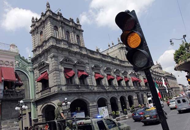 Puebla tendrá red de semaforización inteligente para 2017: Banck