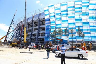 Trabajador herido, saldo de accidente en obra del estadio Cuauhtémoc