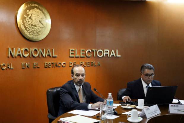 INE: listos 96% de funcionarios de casilla para elección de Puebla