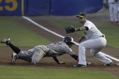 Tigres de Quintana Roo apaleó a Pericos de Puebla 22-7