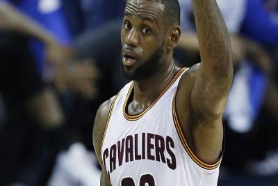 NBA: LeBron James forza séptimo juego Cavs ante Warriors