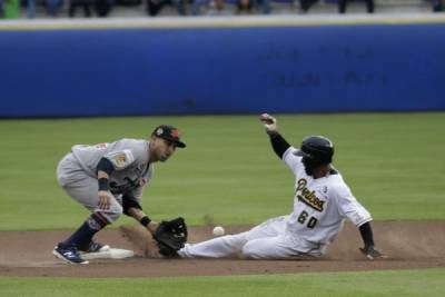 Pericos de Puebla se pone dos juegos arriba de Tigres en playoffs