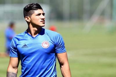 Alan Pulido sería presentado en Guadalajara el próximo miércoles