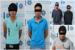 Seis asaltantes de transeúnte fueron detenidos por la policía en Puebla