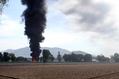 Niños y mujeres ordeñan ductos de Pemex en Puebla: Segob