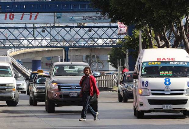 En Puebla, el 40% de los automovilistas no tiene respeto por el peatón