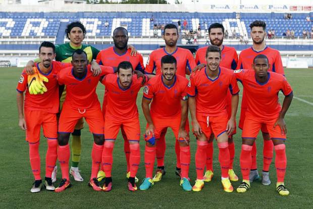 Memo Ochoa debutó con el Granada en empate ante Al Ahli