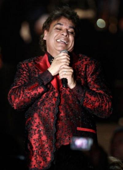 Juan Gabriel tiraba su ropa interior, no le gustaba reutilizarla