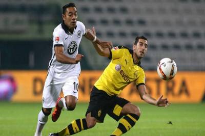 Marco Fabián y Eintracht Frankfurt fueron goleados por Borussia Dortmund