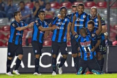 Hugo Sánchez podría dirigir a Gallos Blancos del Querétaro