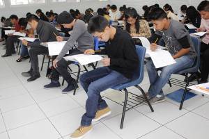 Más 14 mil estudiantes presentan examen de admisión a Prepas BUAP