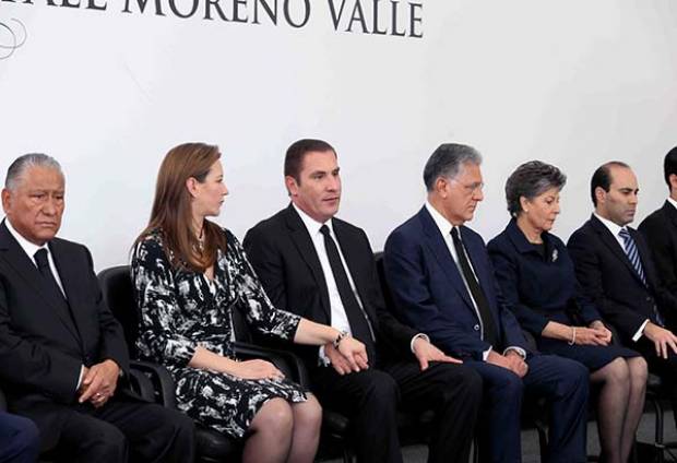 RMV encabeza homenaje al ex gobernador Rafael Moreno Valle