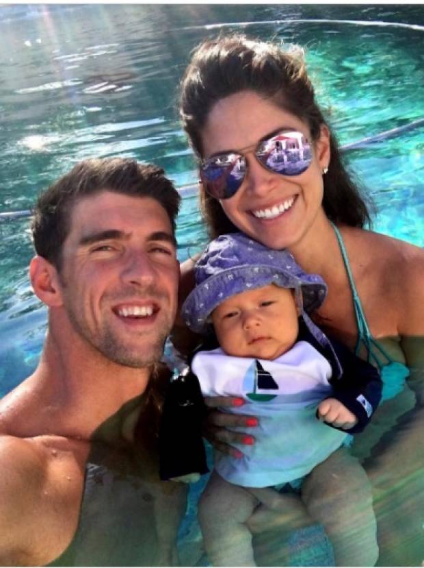 Boomer, hijo de Michael Phelps, se inicia en la natación