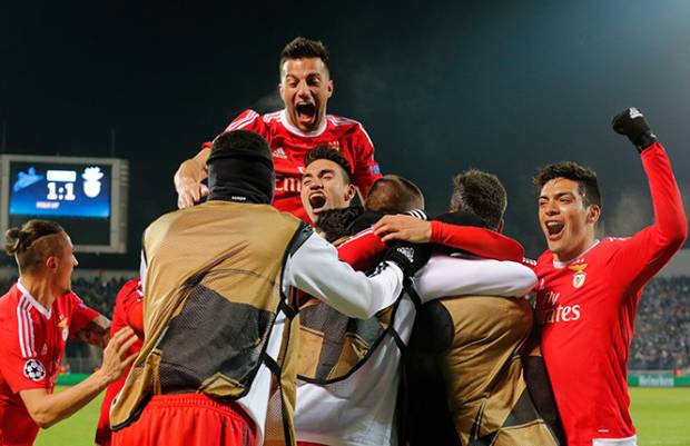 Benfica y Raúl Jiménez avanzaron a cuartos de final de la Champions League