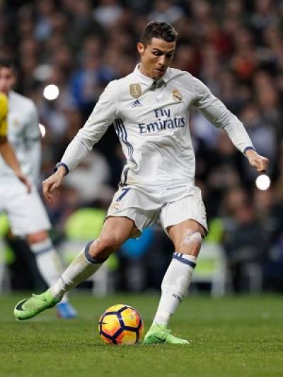 Real Madrid empató 3-3 con Las Palmas y perdió el liderato en España