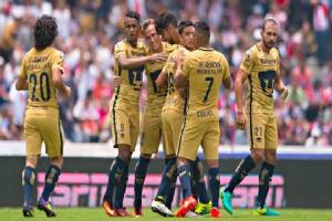 Pumas UNAM derrotó a Chivas, Gullit volvió a fallar penal